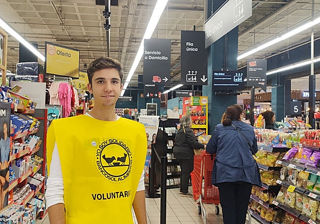 Alejandro Romero, voluntario de la UMA.