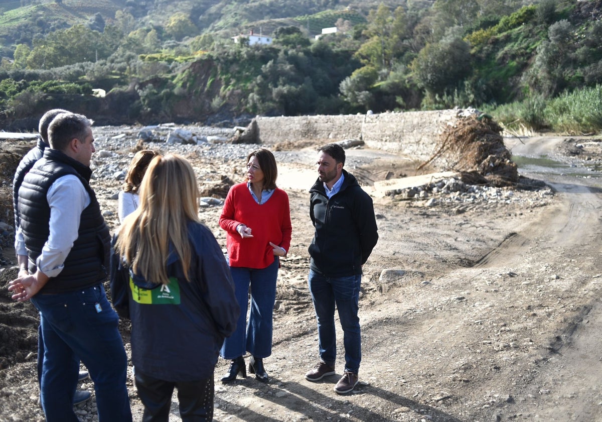 Comares recupera parte del suministro de agua dos semanas después de la DANA