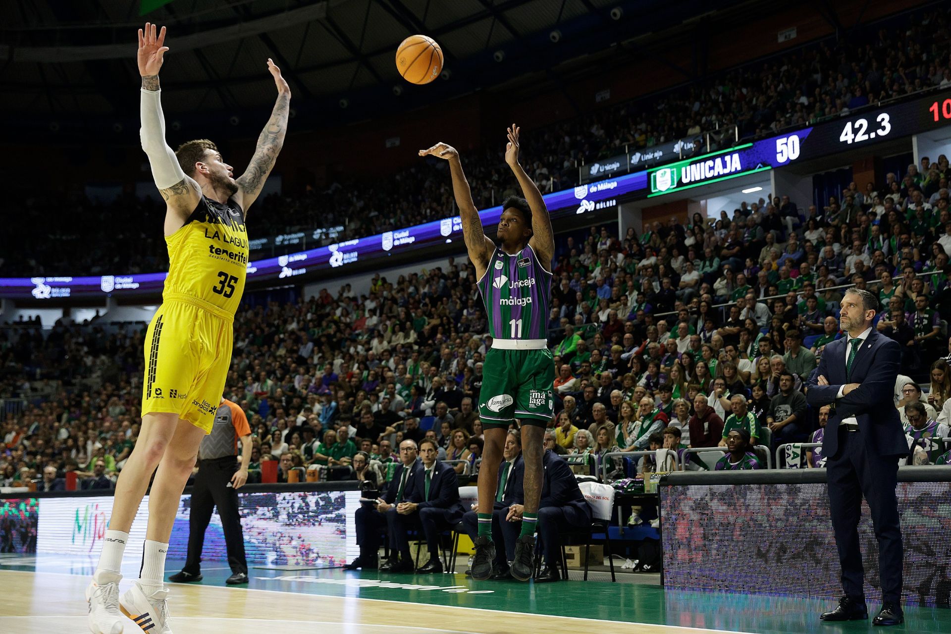 El Unicaja-Tenerife, en imágenes