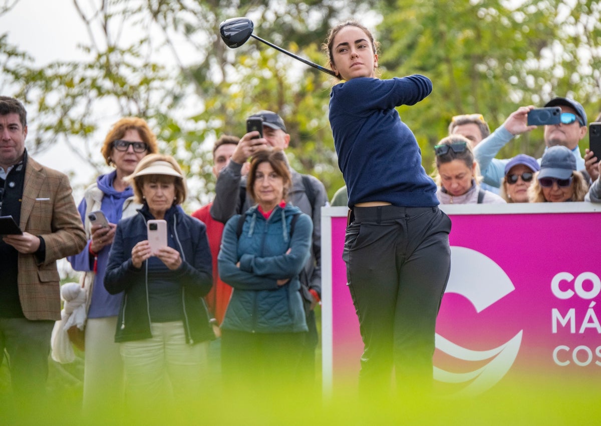 Imagen secundaria 1 - Carlota Ciganda agranda su leyenda al levantar en Málaga su segundo Open de España