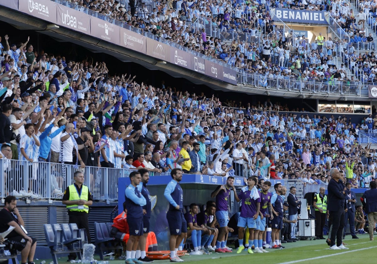 Afiicionados en La Rosaleda en un partido de esta temporada.