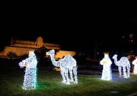 Iluminación navideña, en el Fuerte Bezmiliana.