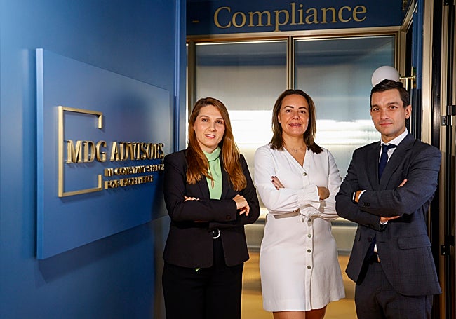 Leticia Cayuela, Miriem Douri y Pablo Mallo, de MDG Advisors.