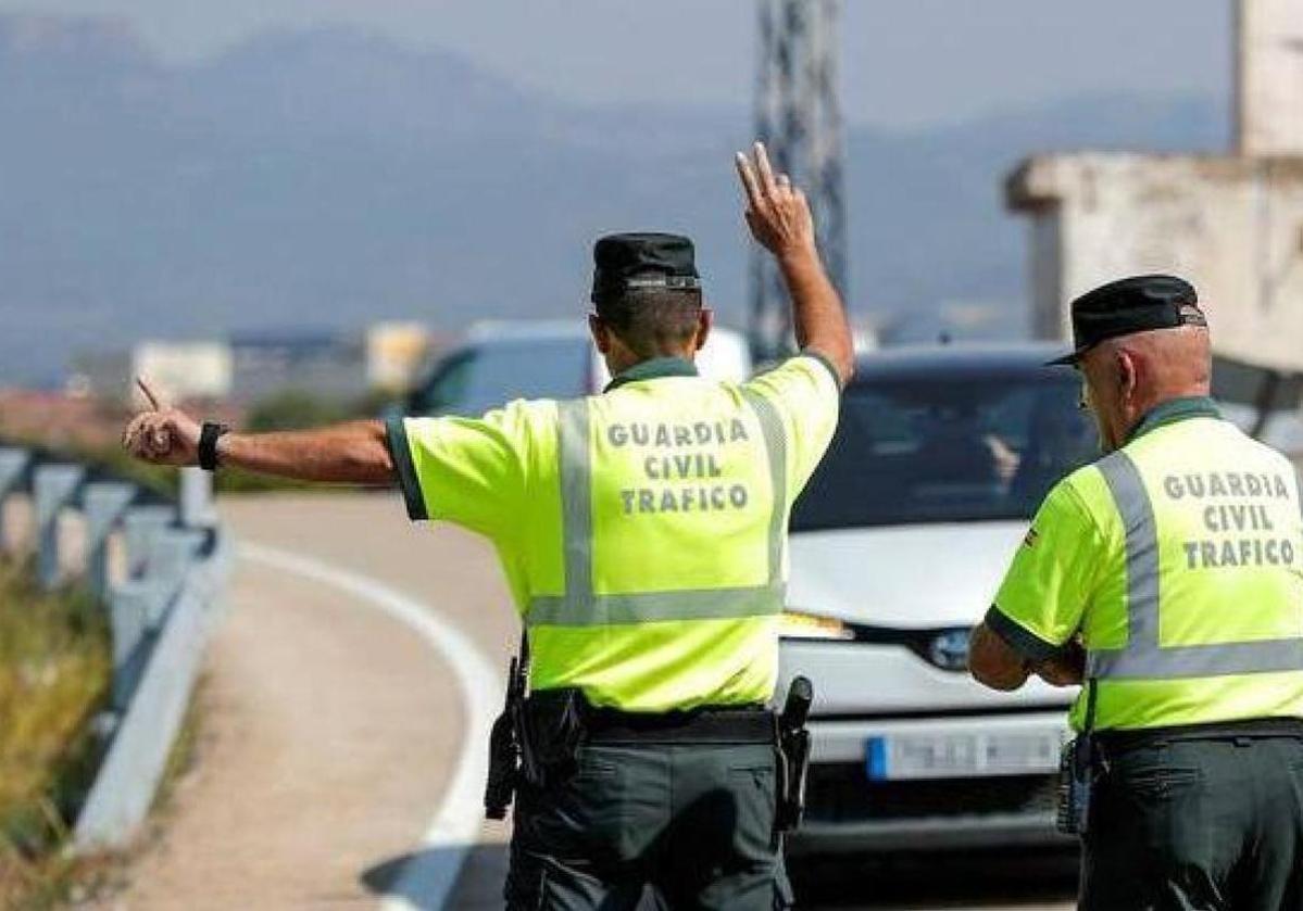 Un fallecido y dos heridos en un accidente en Motril con un vehículo en sentido contrario