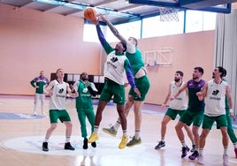 Alberto Díaz, Perry, Taylor y Balcerowski, en un entrenamiento reciente.