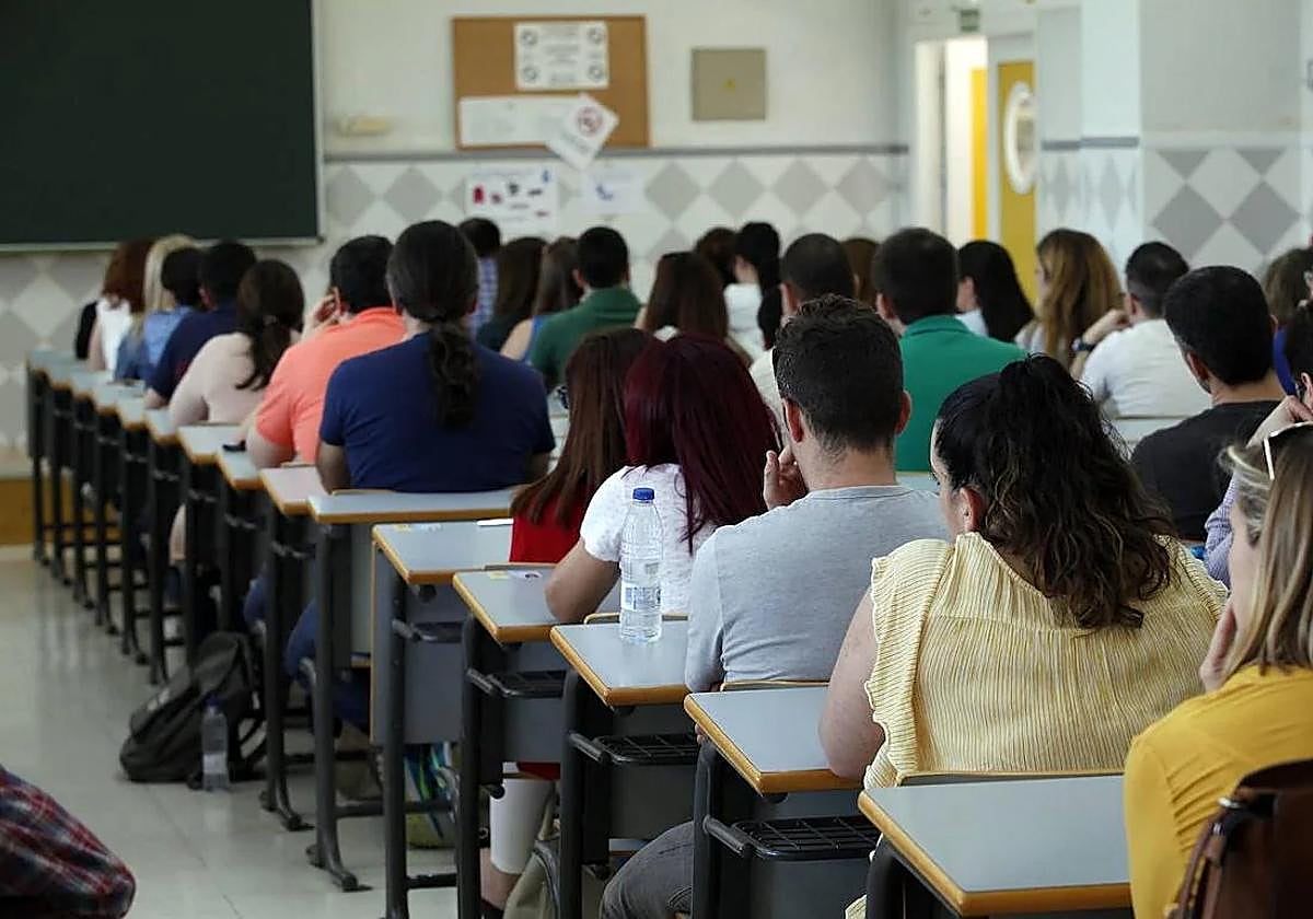 IImagen de archivo de unas oposiciones celebradas en Málaga.