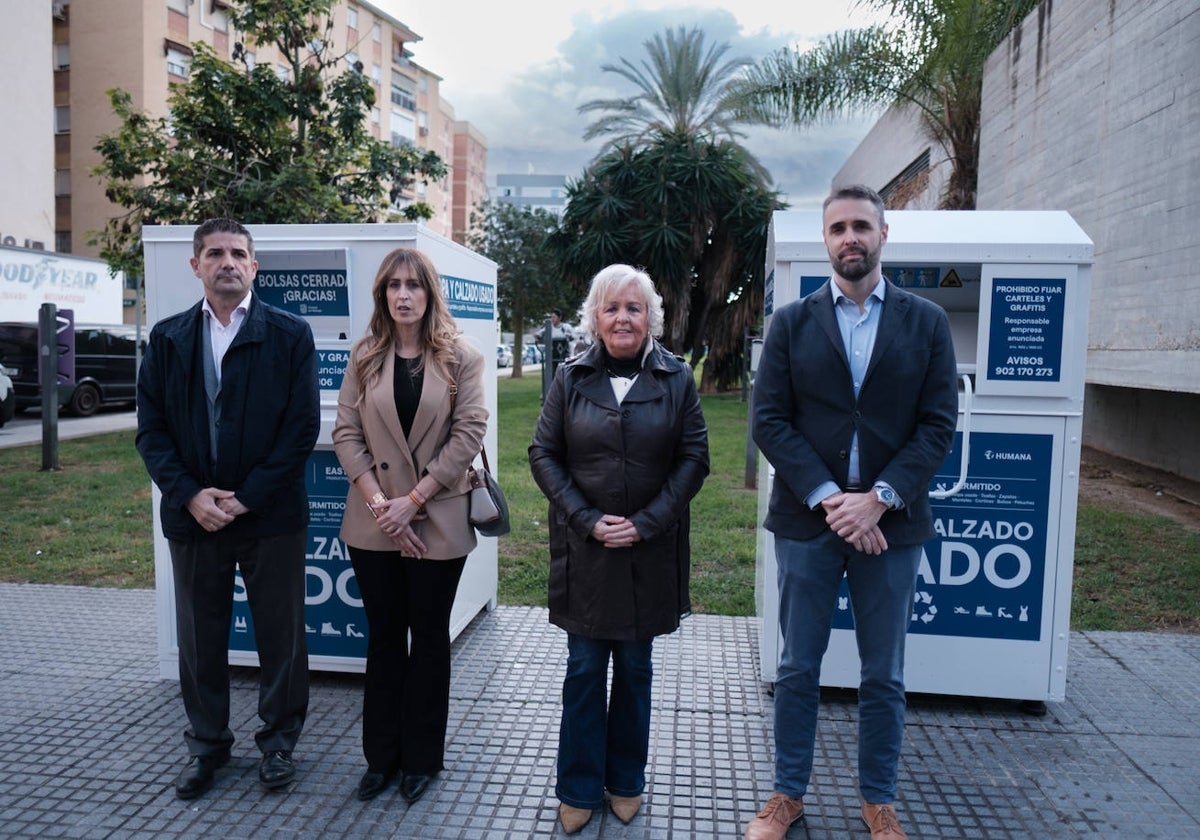 Teresa Porras h el junto a representantes de las empresas.