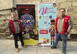 Nacho Durán y Juanlu Moreno, voluntarios de CIDE que han iniciado la campaña de juguetes.