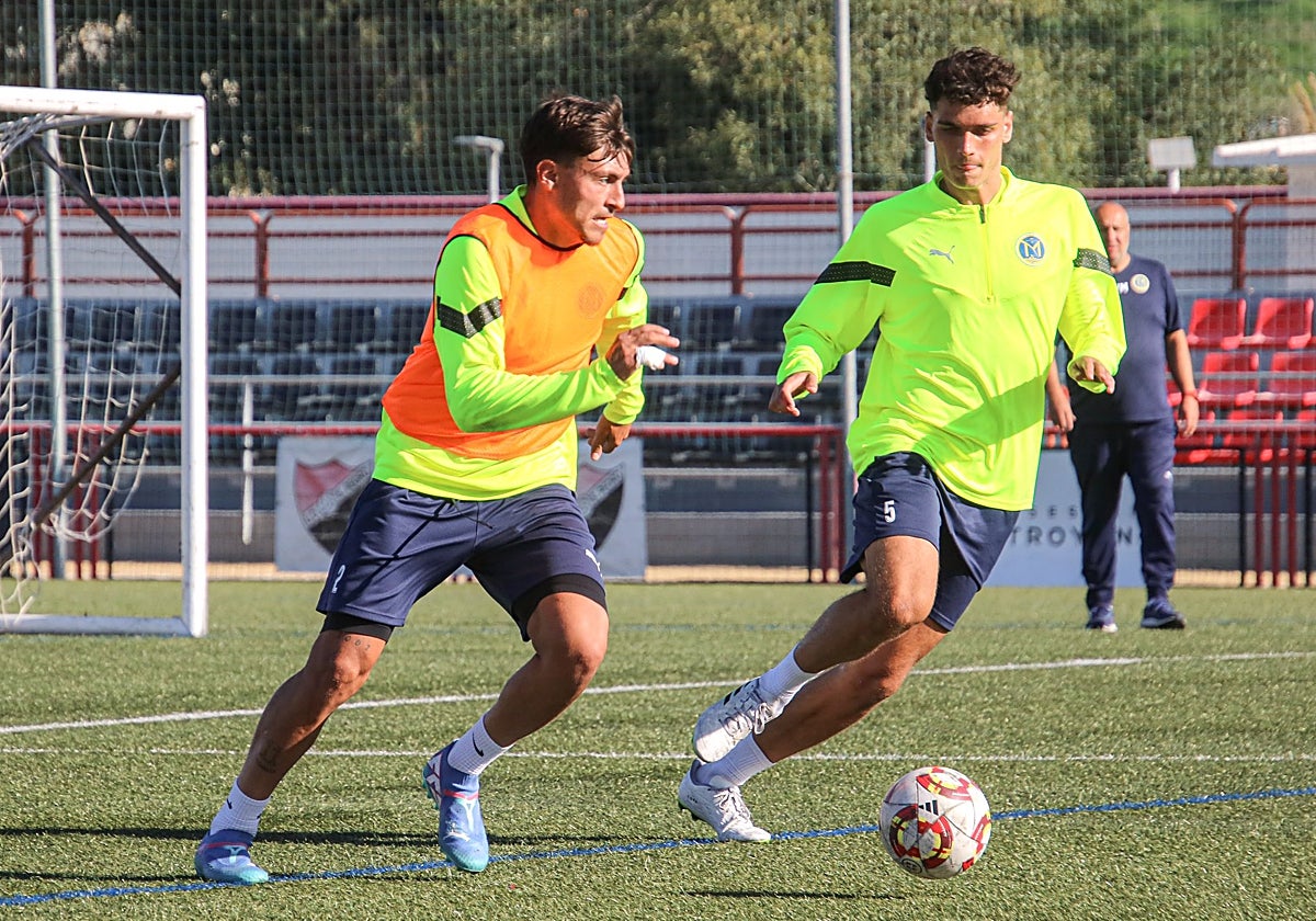 Lucas Gil y Miguel Rubio, jugadores del Marbellí.