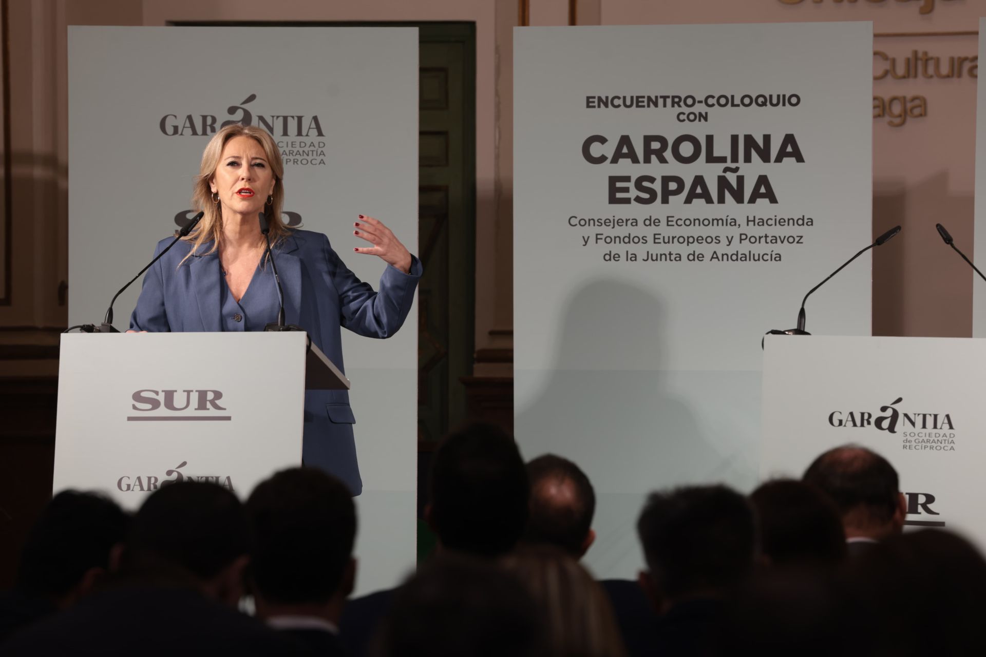 Encuentro con Carolina España, consejera de Economía y Hacienda de la Junta de Andalucía