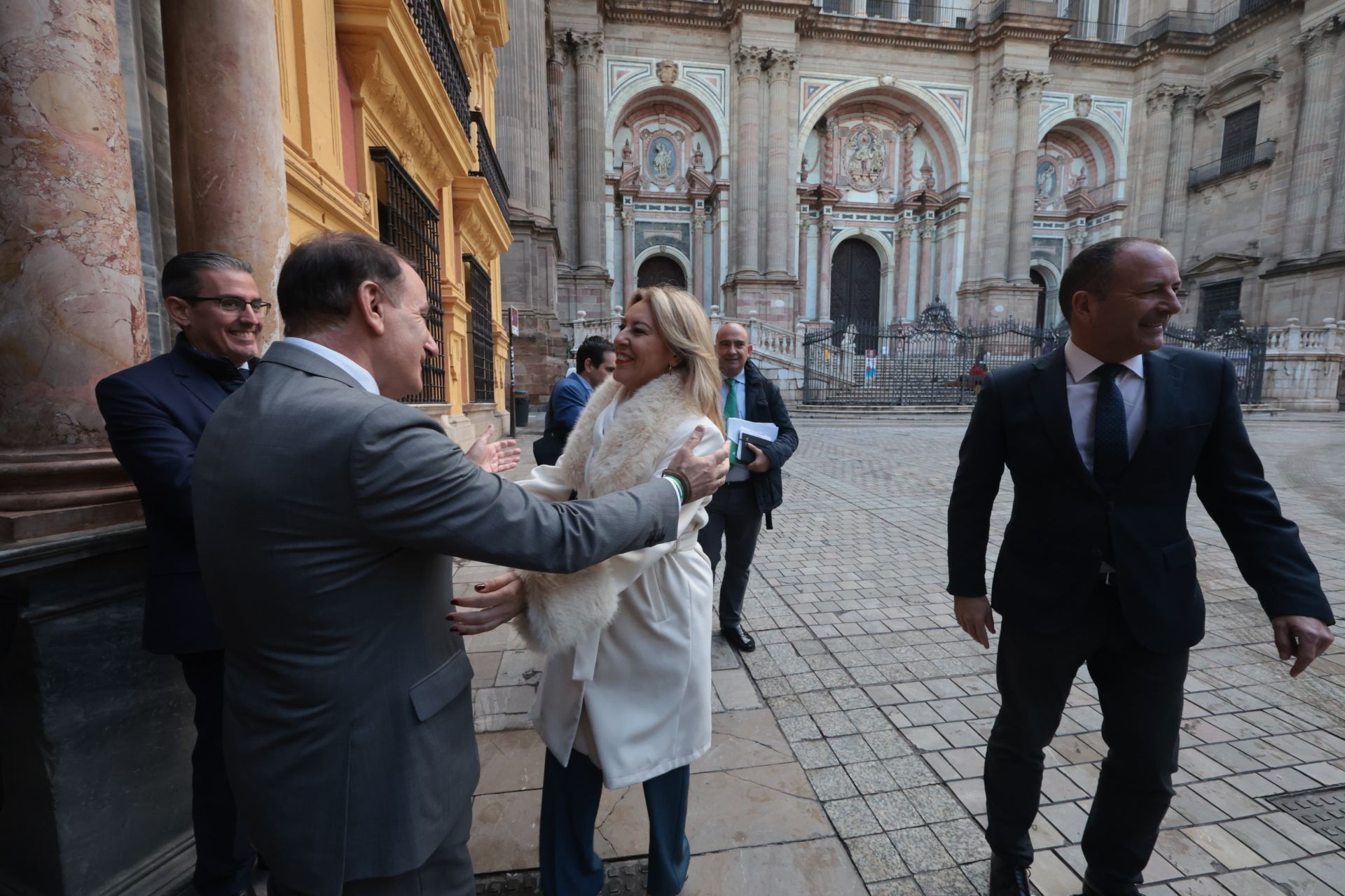 Encuentro con Carolina España, consejera de Economía y Hacienda de la Junta de Andalucía