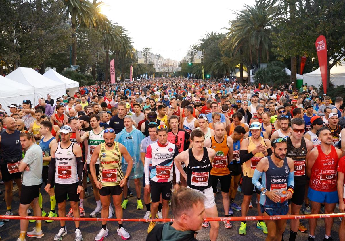 Las mejores imágenes del Generali Maratón de Málaga 2024