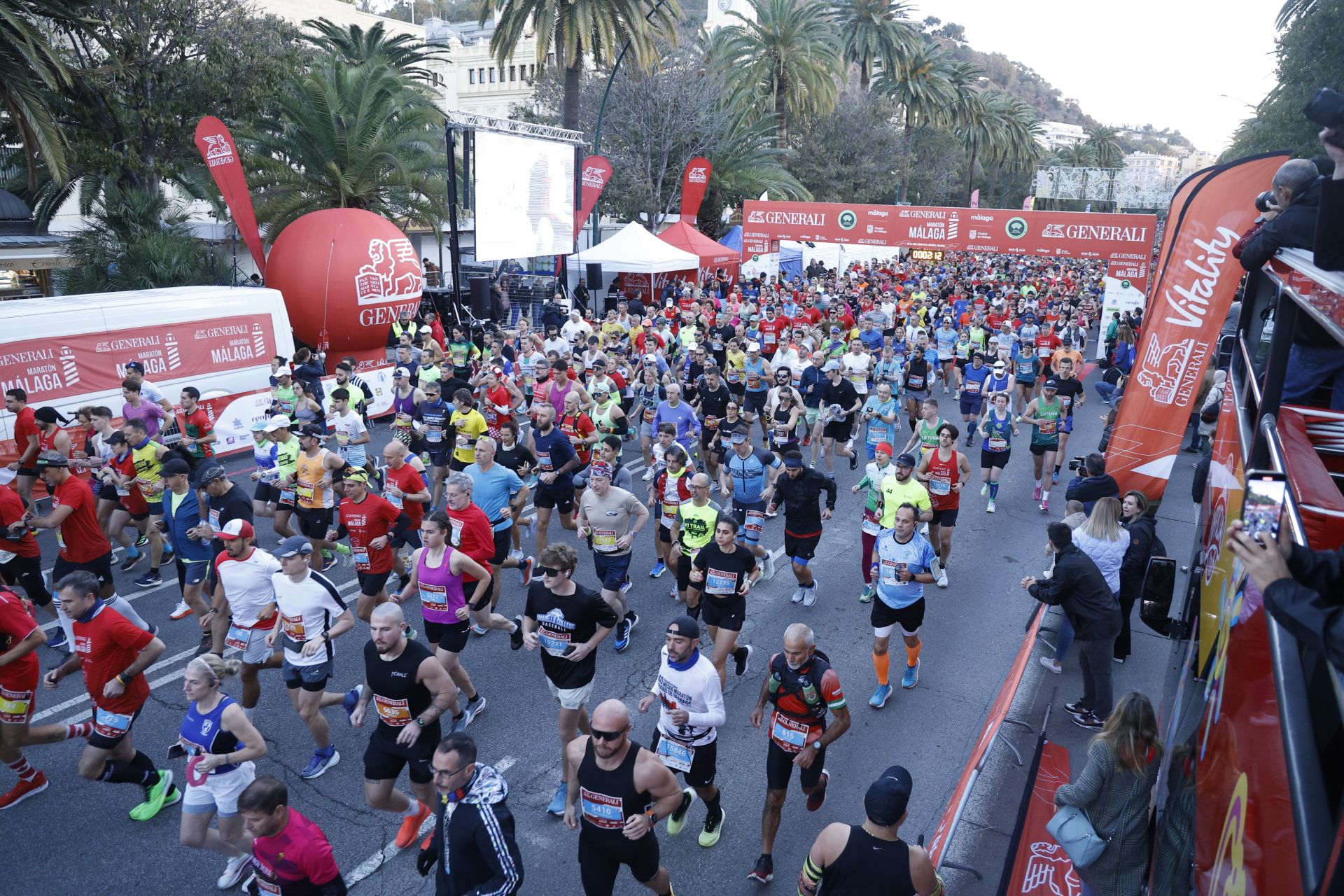 Las mejores imágenes del Generali Maratón de Málaga 2024