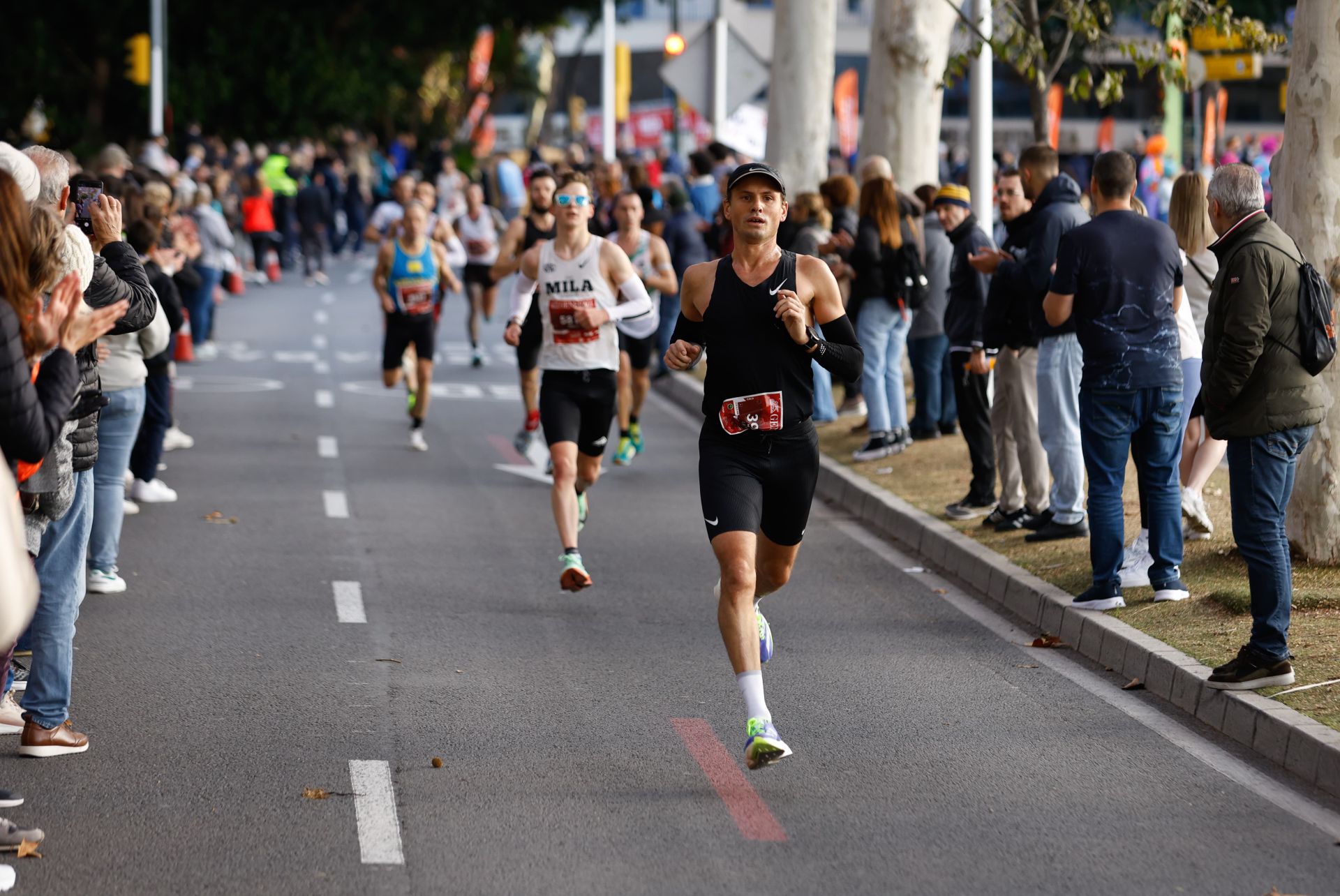 Las mejores imágenes del Generali Maratón de Málaga 2024