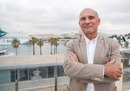 Carlos Rubio, en el puerto de Málaga.