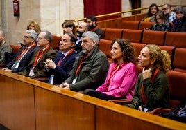 Representantes de los agentes sociales, durante el debate de la ley.