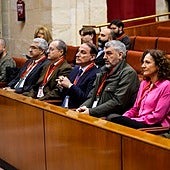 Representantes de los agentes sociales, durante el debate de la ley.