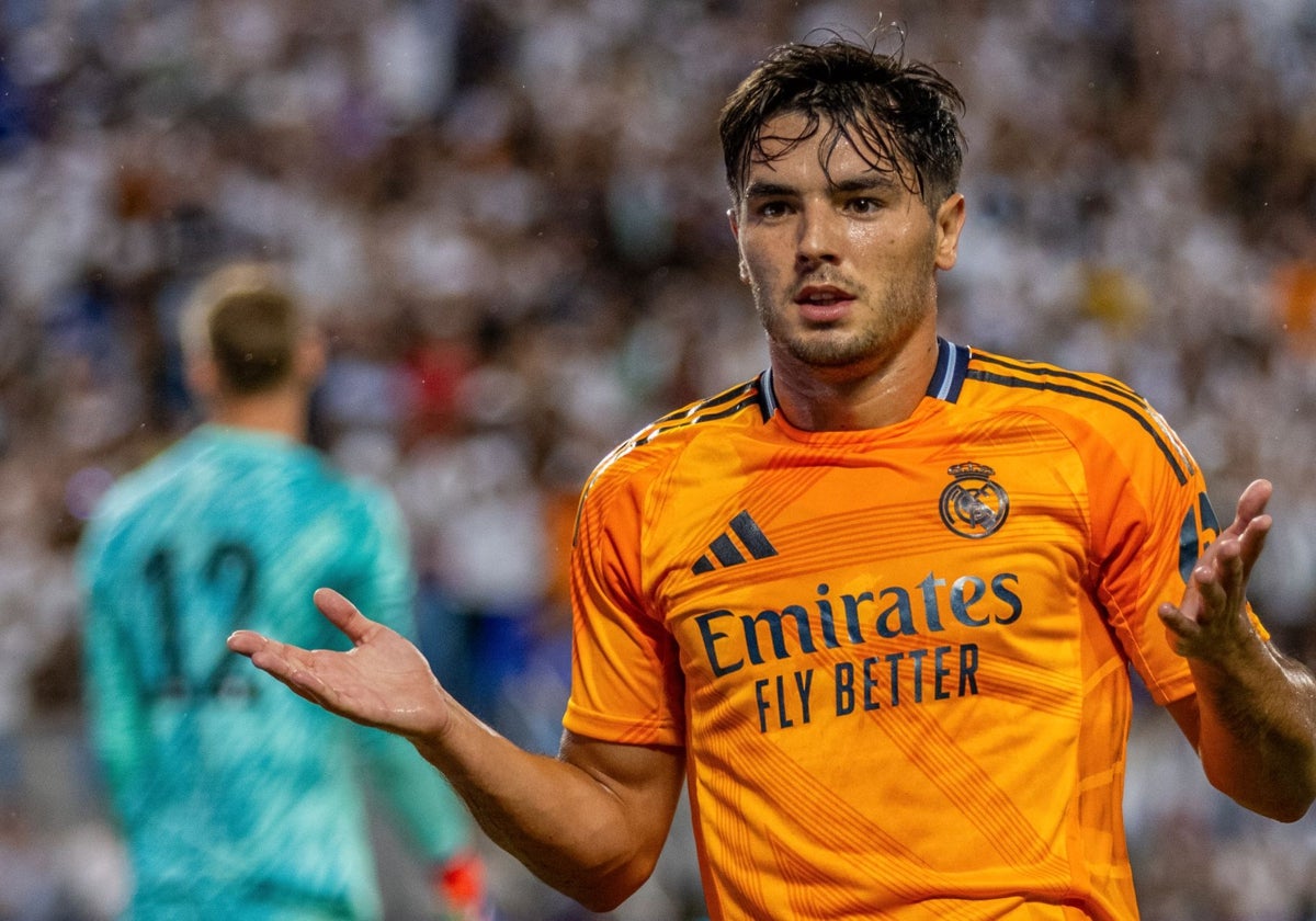 Brahim celebra un gol con el Real Madrid.