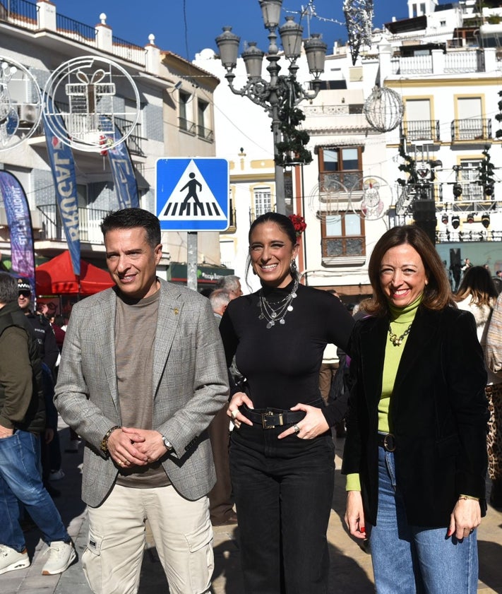 Imagen secundaria 2 - Tres imágenes de la celebración que ha tenido lugar este domingo en Torrox.