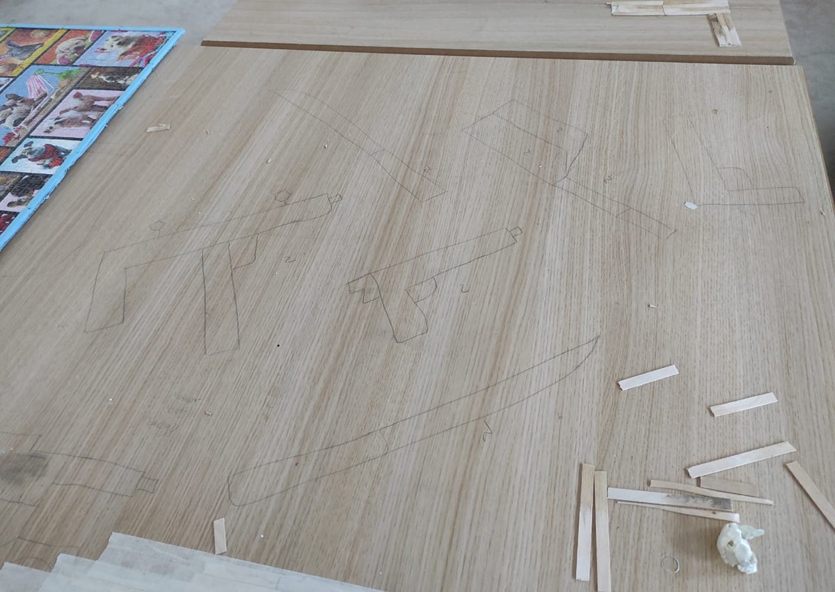 Imagen secundaria 1 - Hallan en la celda de un reo varios pinchos fabricados en un taller de la prisión de Archidona