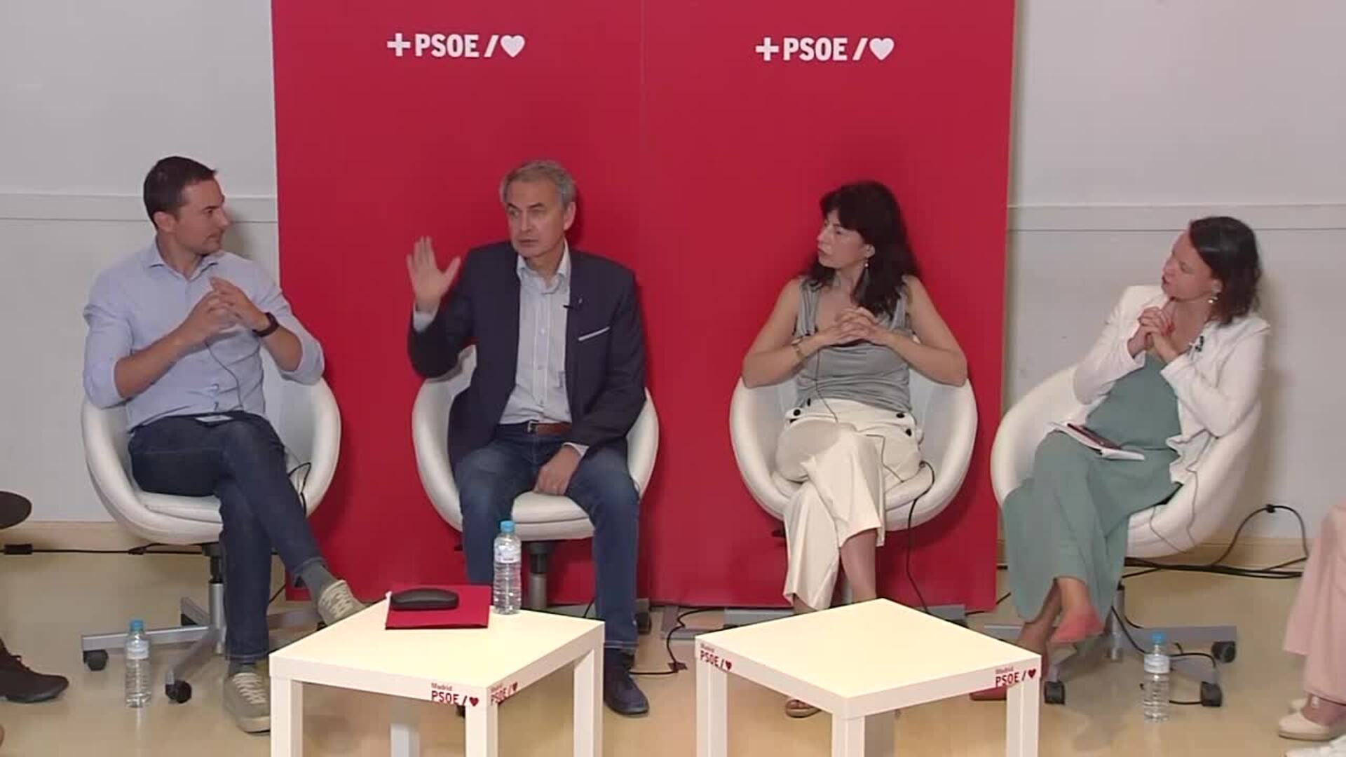 Zapatero dice que "España tuvo menores no acompañados" refiriéndose a niños de la guerra civil