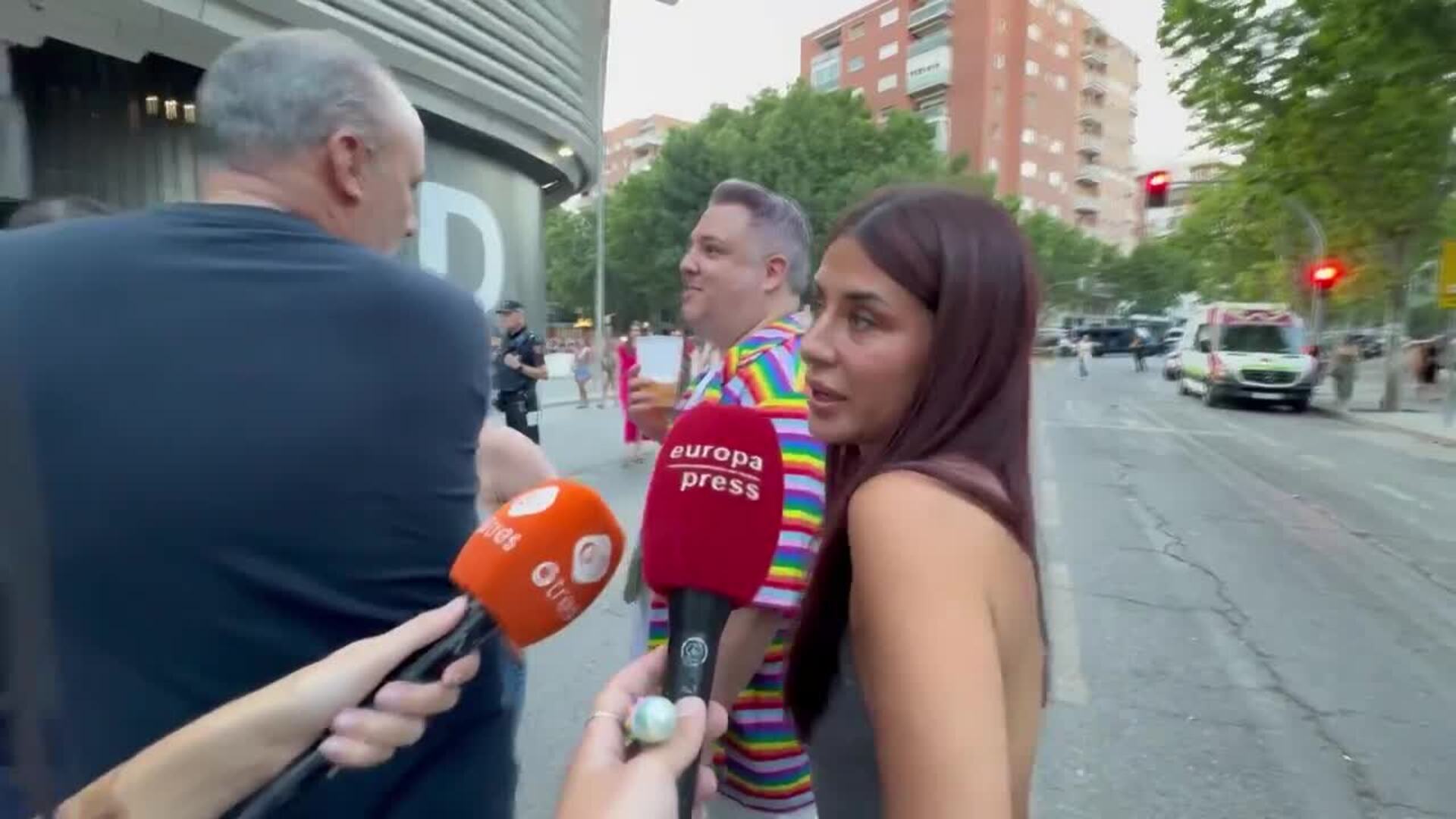 Primeras imágenes de Elena Tablada tras ganar a Javier Ungría en los tribunales