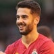 Imagen principal - El medio punta sevillano, ex del Rayo Vallecano, fue otro de los pilares del Racing. Lleva ocho goles (varios de penalti) y seis asistencias volcado a a banda derecha. Su arranque de curso fue forrmidable. En las ocho primeras jornadas sólo en uno no participó directa o indirectamente en tantos de su equipo. Ha ido a menos, pero a sus 25 años ha alcanzado un punto óptimo en su carrera. Tiene un gran golpeo de media y larga distancia.