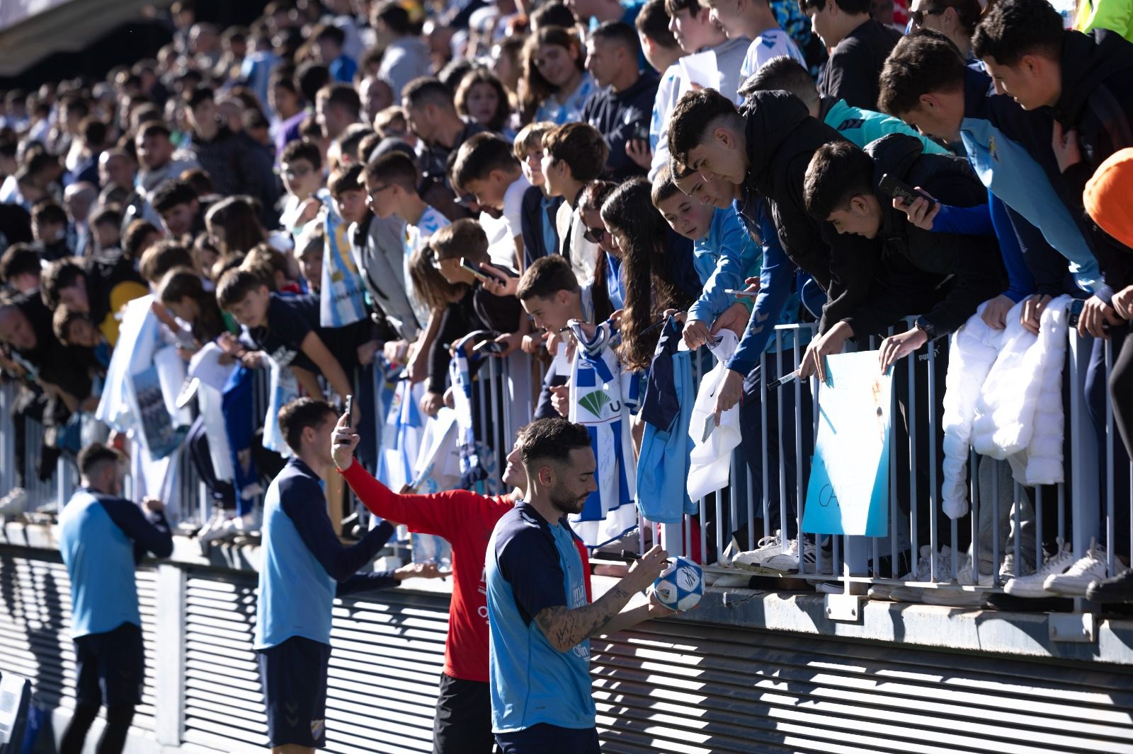 Entrenamiento a puertas abiertas del Málaga