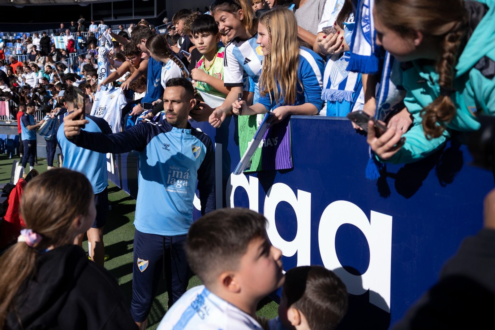 Entrenamiento a puertas abiertas del Málaga