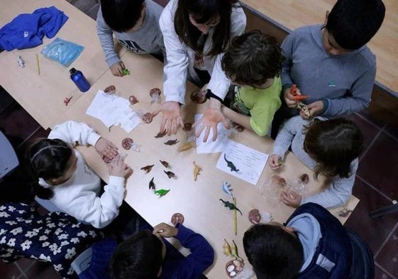 Los escolares andaluces acabarán febrero con unas pequeñas vacaciones.