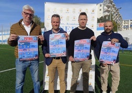 Acto de presentación del torneo solidario, este miércoles en Nerja.