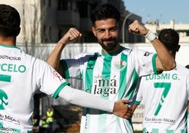 Chema Núñez celebra su gol ante el Real Murcia.