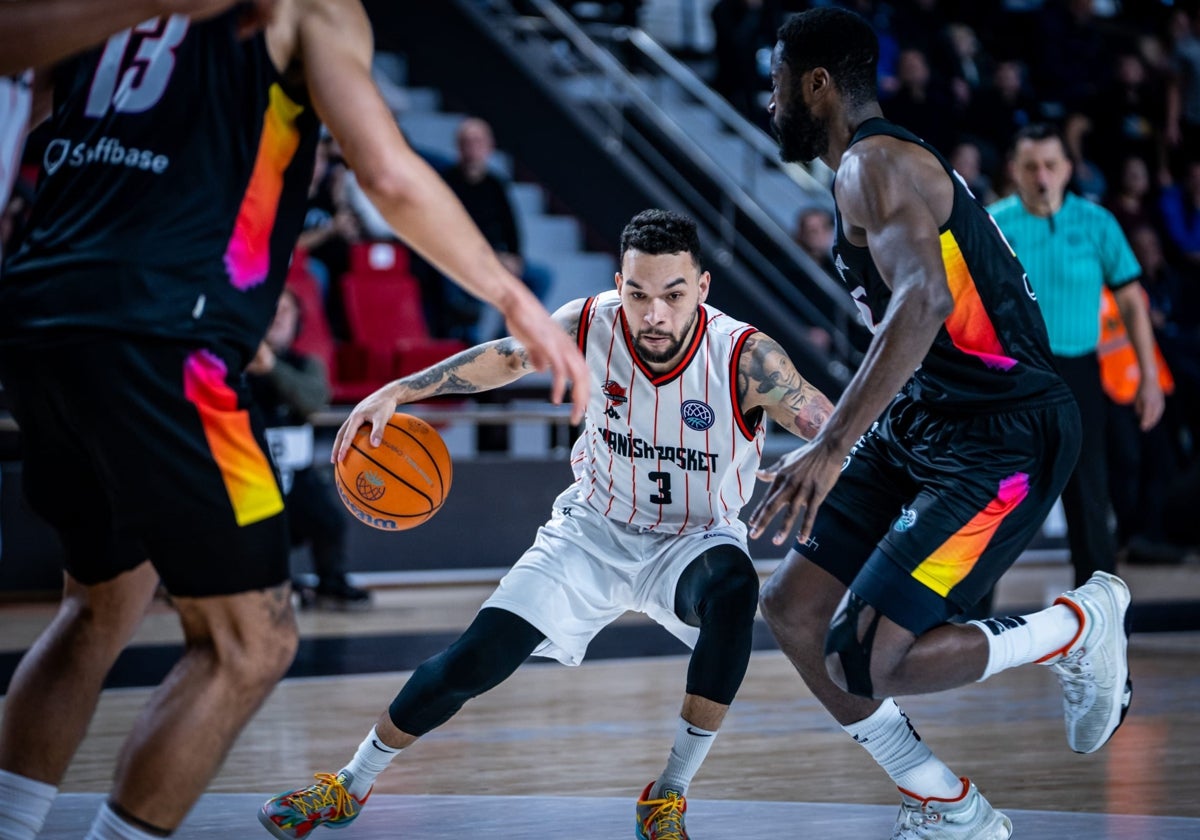 Chiozza, del Manisa, durante el primer partido ante el Ninners.