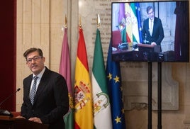 Antonio Alcázar, portavoz de VOX, durante su intervención en el debate del estado de la ciudad.