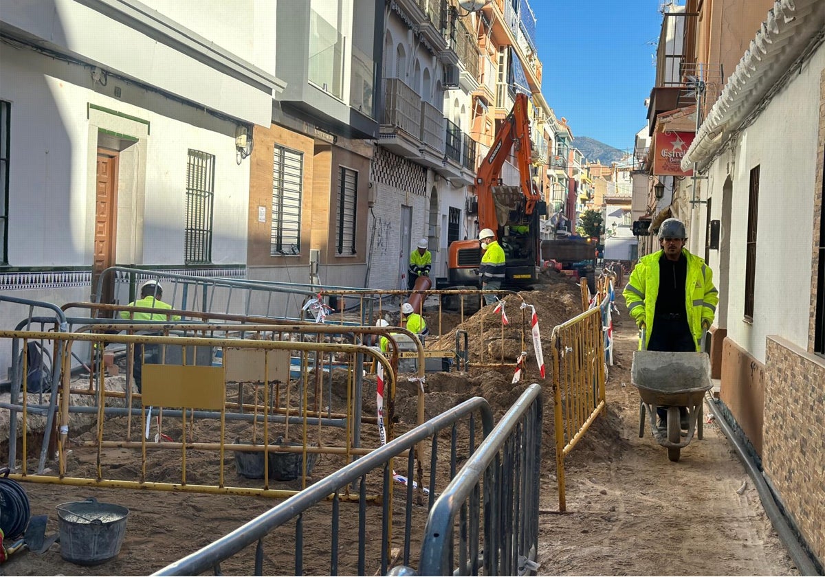 Obras en la calle Independencia.