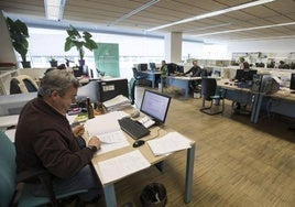 Convocatoria pública en Andalucía para plazas de secretarios, tesoreros e interventores