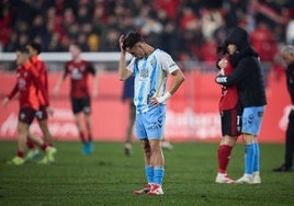 Larrubia, cariacontecido tras la derrota del lunes del Málaga en Anduva.