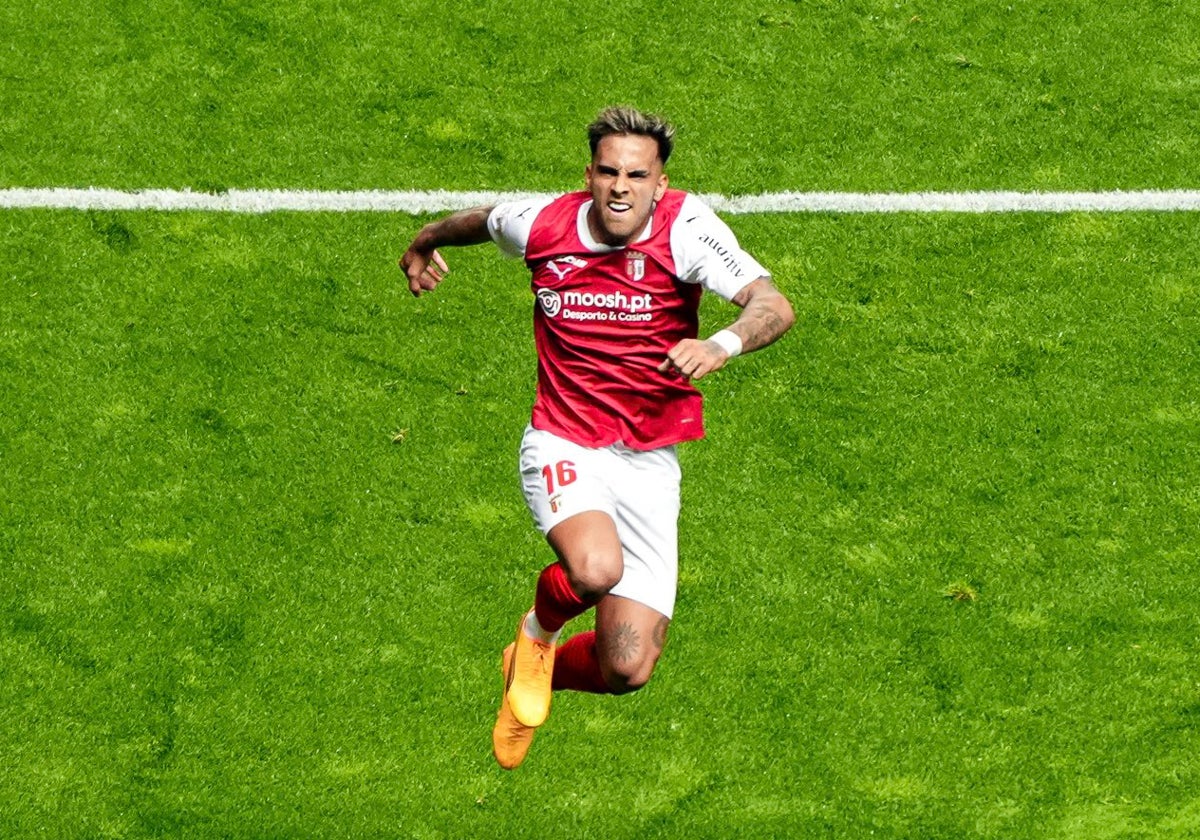 Rodri Zalazar celebra un gol con el Braga.