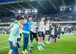 El Racing celebra la victoria por 6-0 frente al Ferrol, hace dos jornadas.