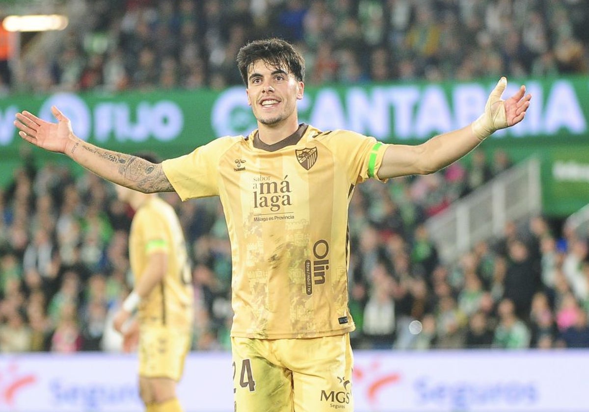 Lobete, después de uno de sus tres goles en Santander (dos anulados).