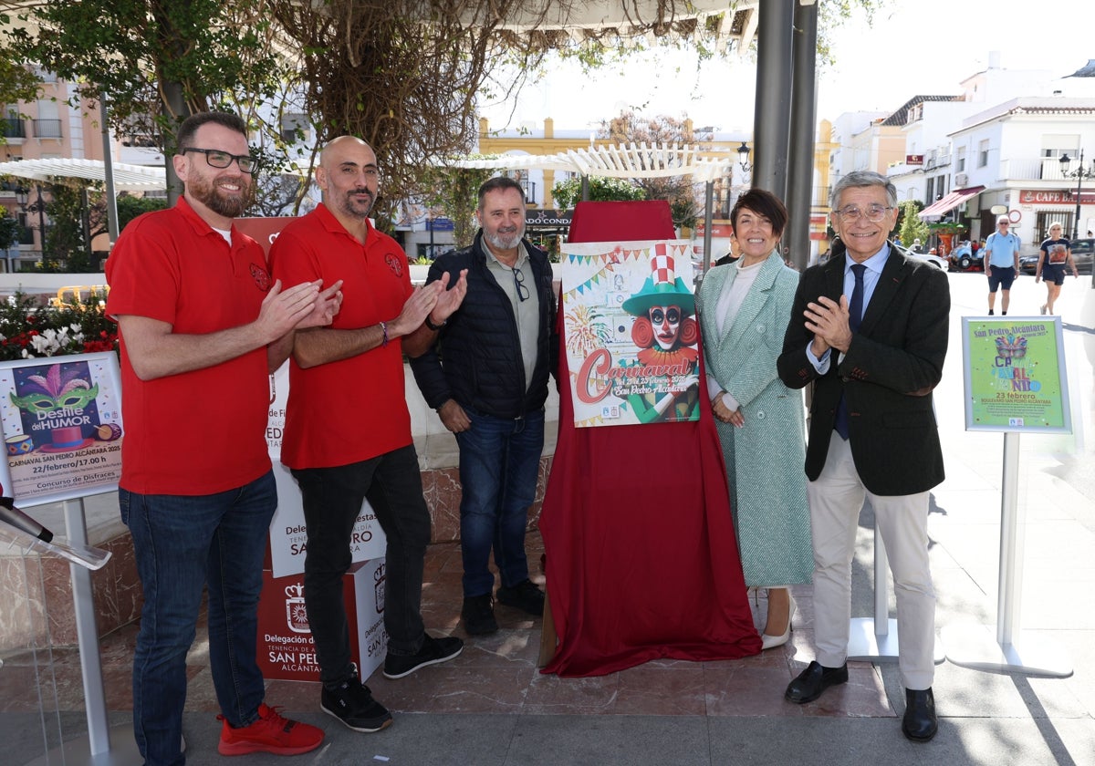 El teniente alcalde, Javier García, presentó el carnaval.