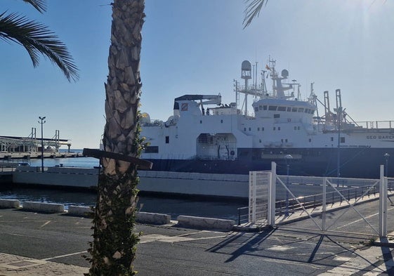 El Geo Barents, en el puerto de Málaga.