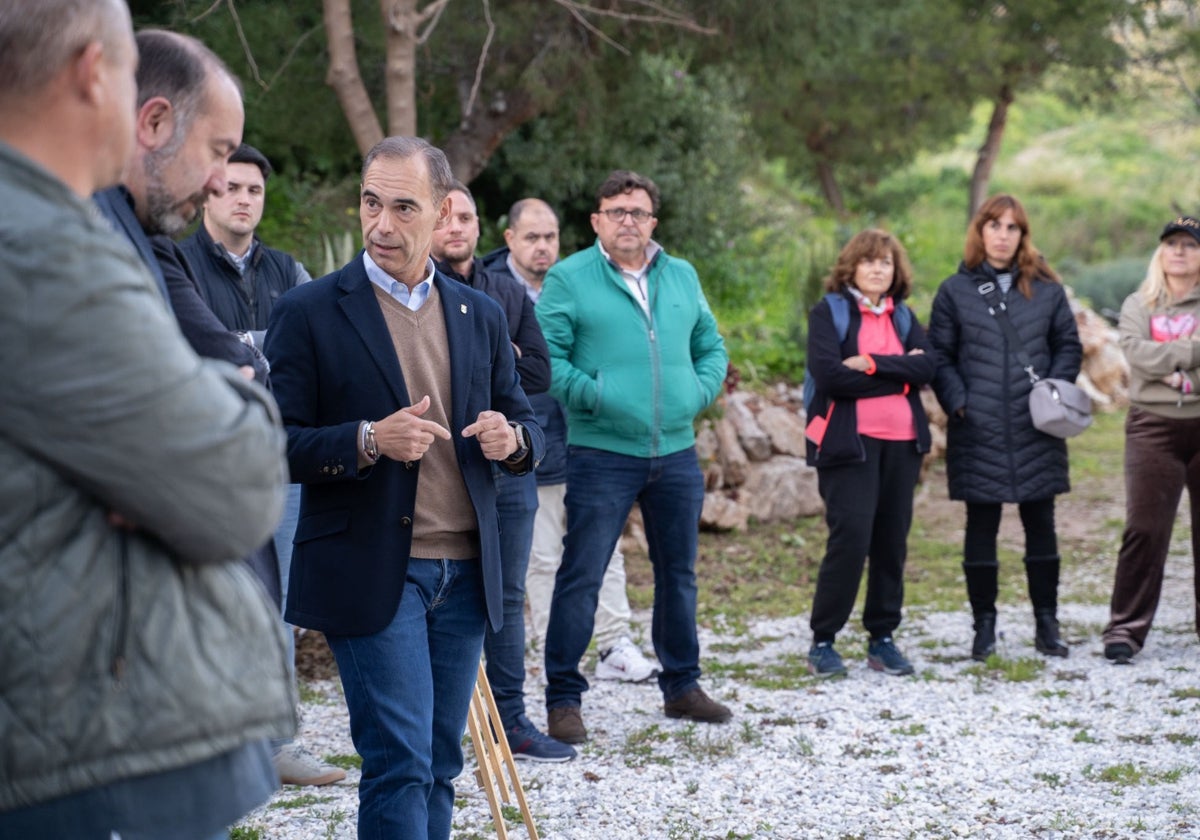 Encuentro del alcalde con los vecinos de Santángelo Norte.