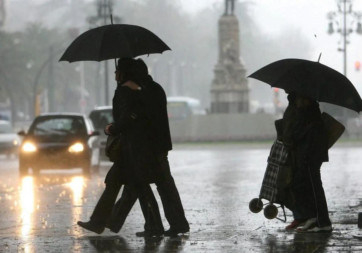 Una nueva borrasca dejará lluvia en Andalucía este martes: las provincias más afectadas