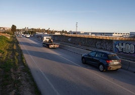 La antigua carretera de Cártama ya soporta más de 15.000 vehículos cada día.