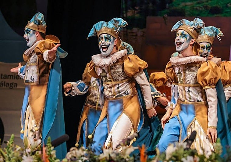 La comparsa ganadora el pasado concurso actuará esta noche.