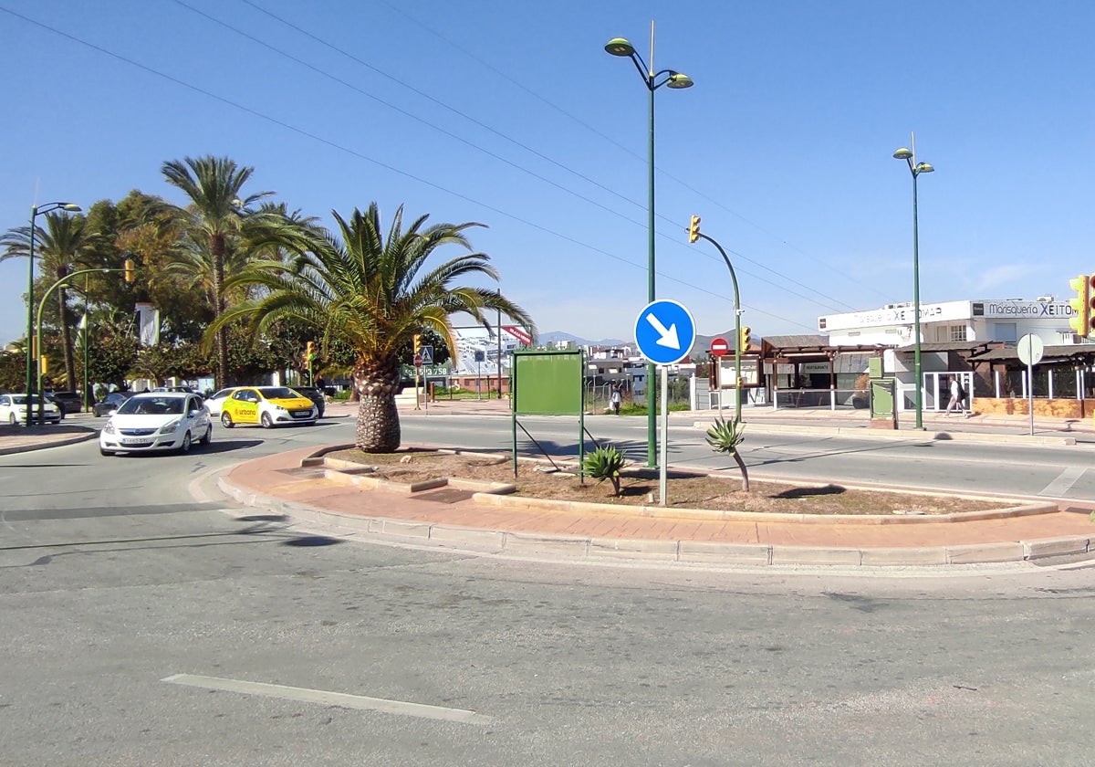 Cruce de la avenida Cristóbal Colón con Río Grande.