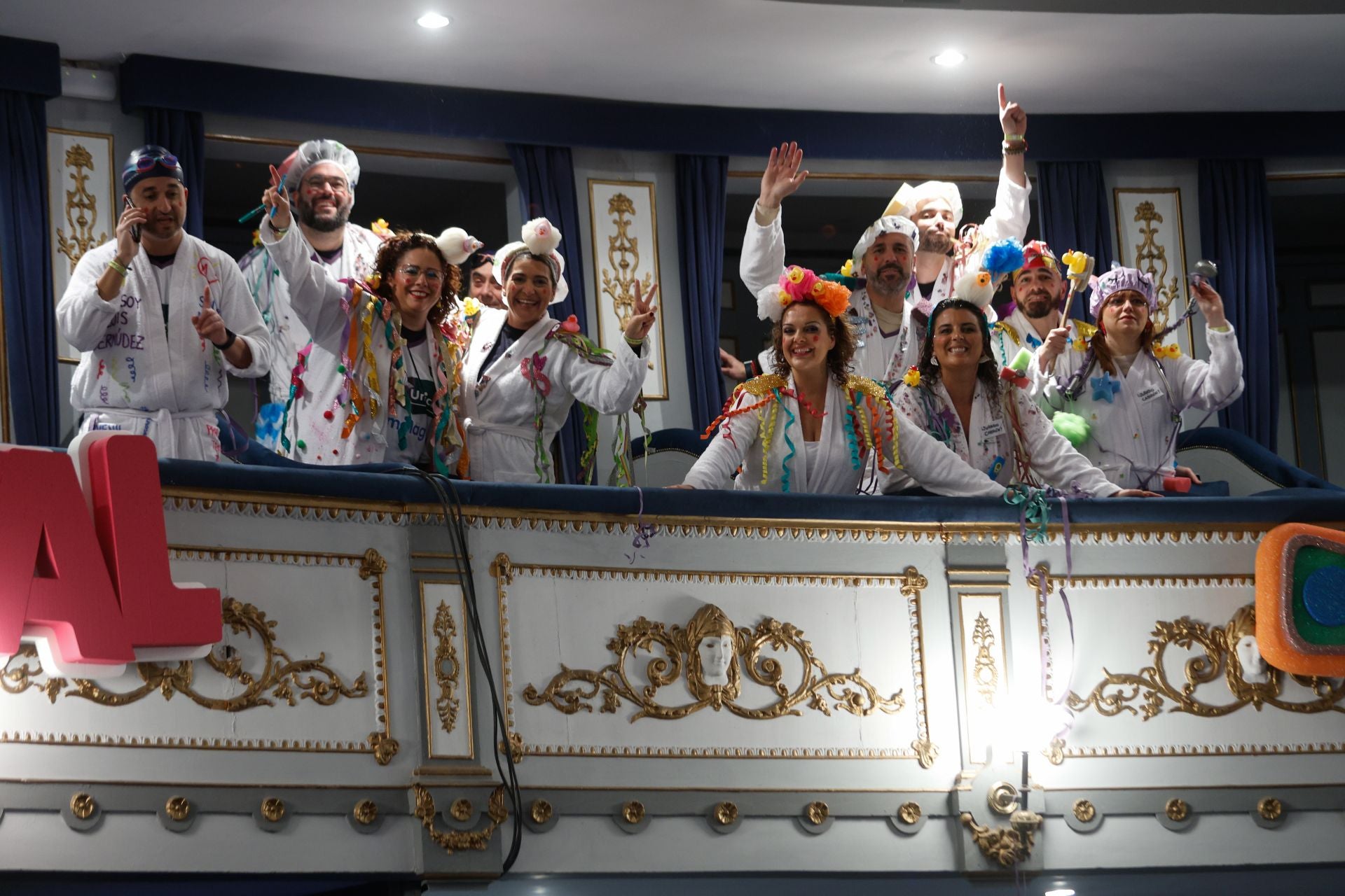 Políticos y disfraces en la final del Carnaval de Málaga 2025