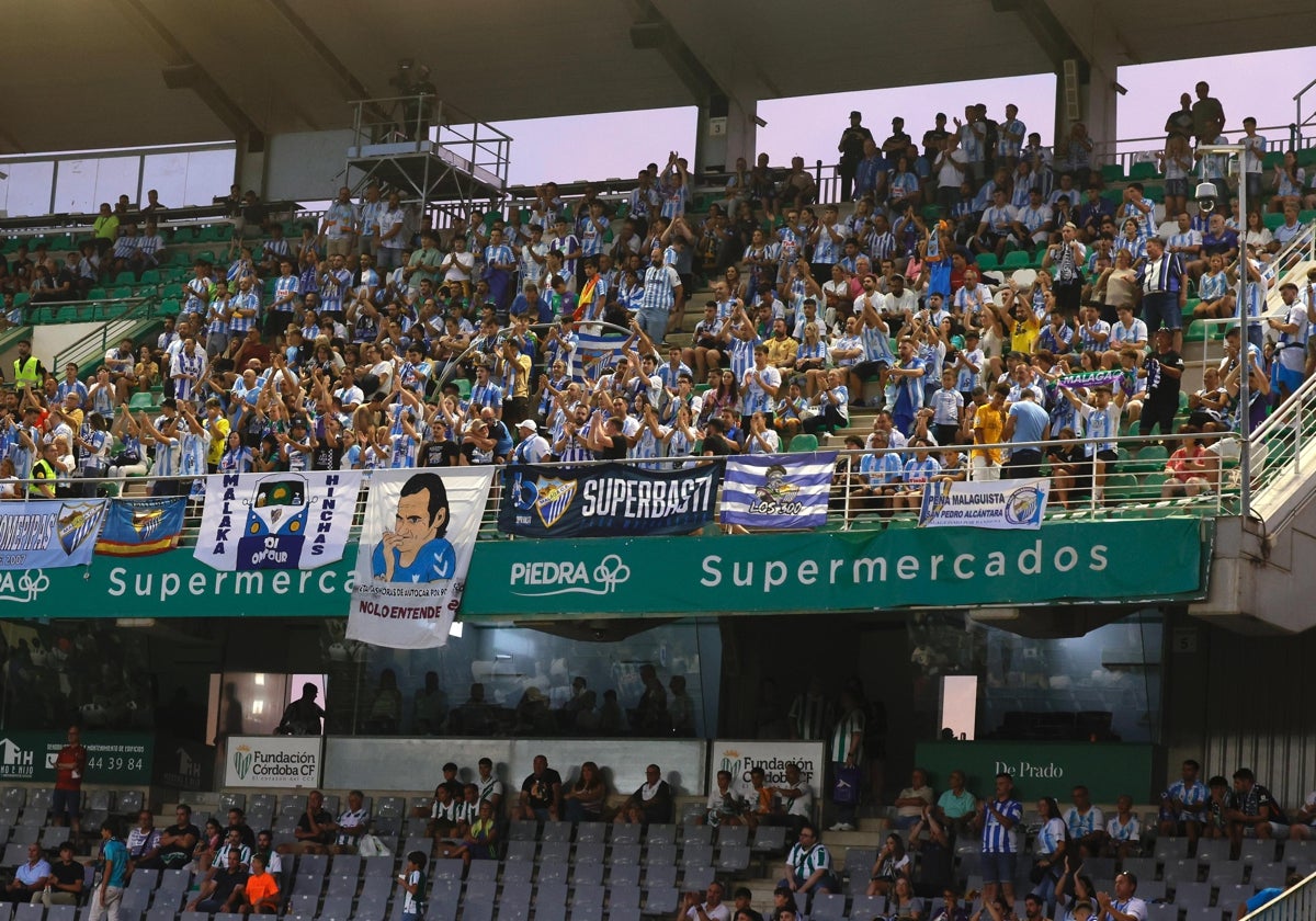 Aficionados del Málaga en el Nuevo Arcángel en el choque frente al Córdoba en el comienzo de la temporada.