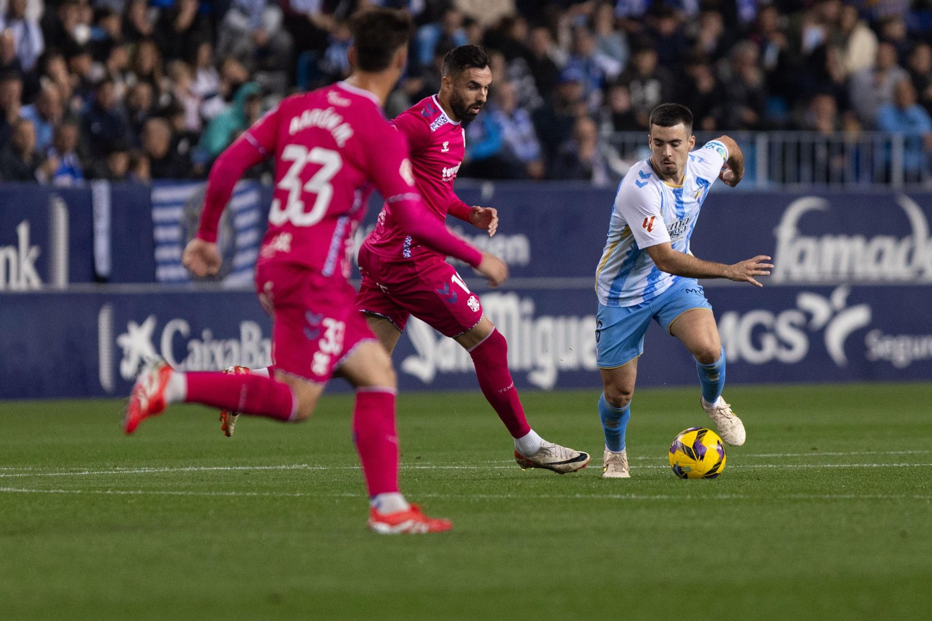 El Málaga-Tenerife, en imágenes